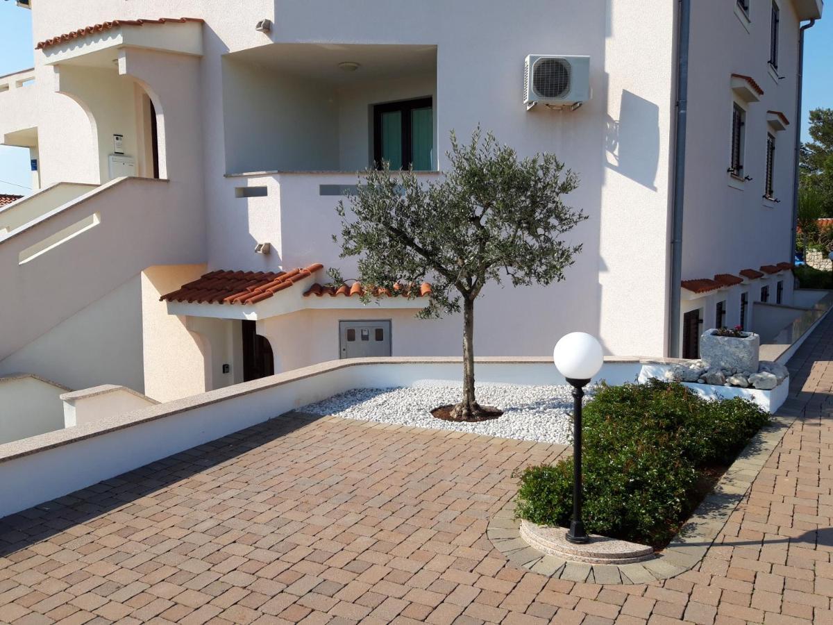Apartmani Manzoni Punat Zewnętrze zdjęcie